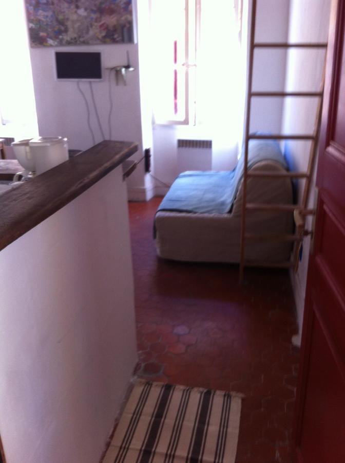 Les Petits Studios/Mezzanine Du Panier Marseille Bagian luar foto